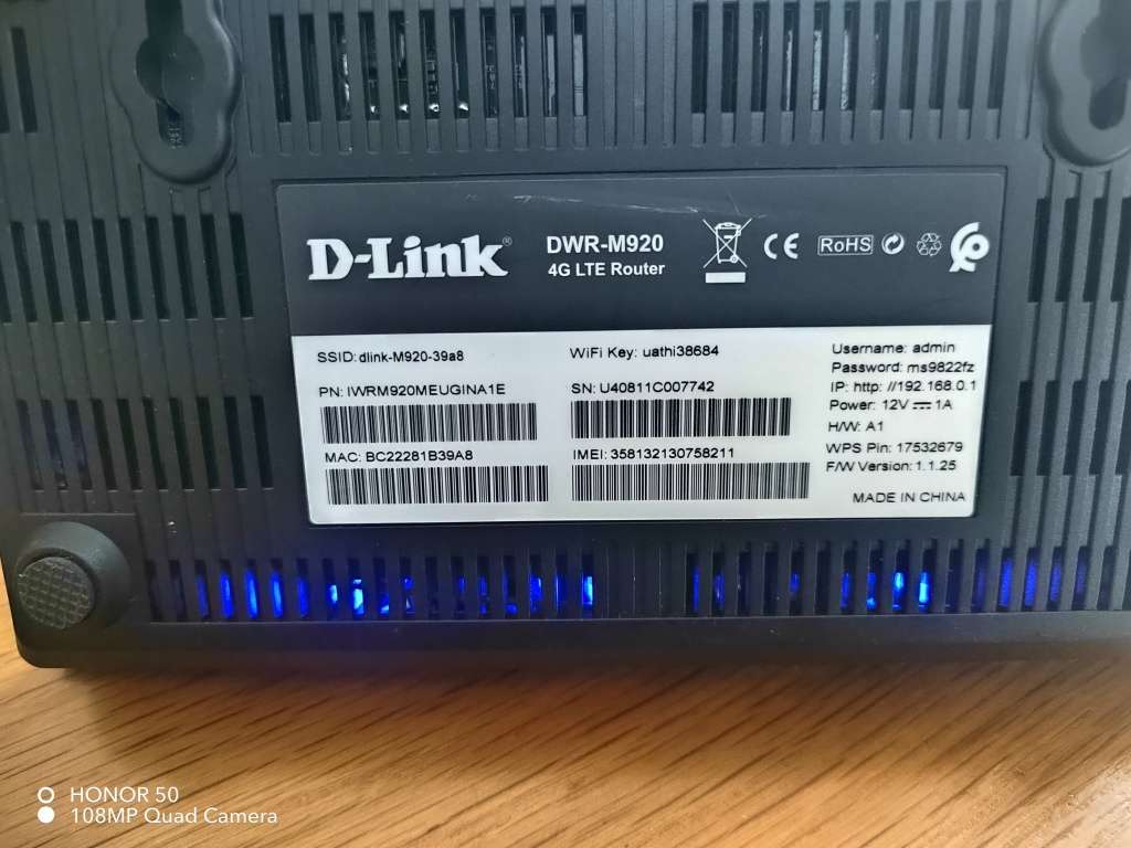 D-LINK DWR-920 4G LTe router (It take a sim card)