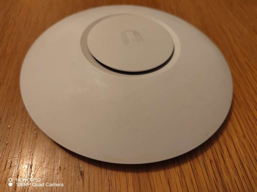 Ubiquiti UniFi Dual Band AC Lite AP - UAP-AC-LITE
