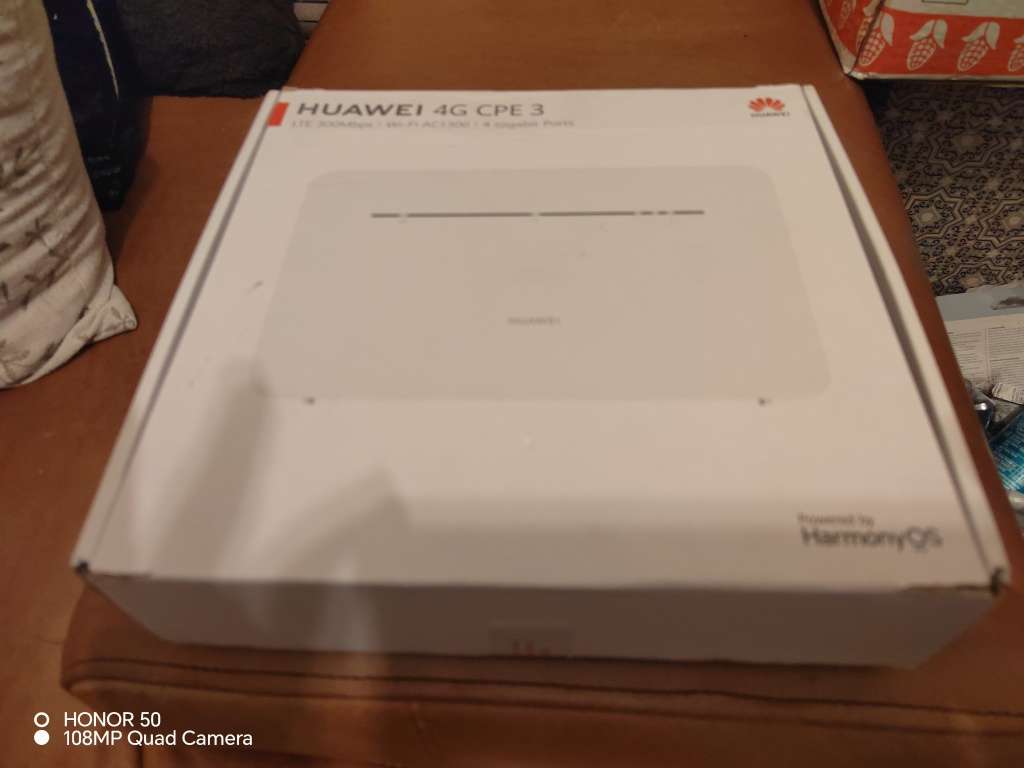 Latest Huawei 4G Router 3 Pro model B535-932a (It take a SIM CARD) up 64 users