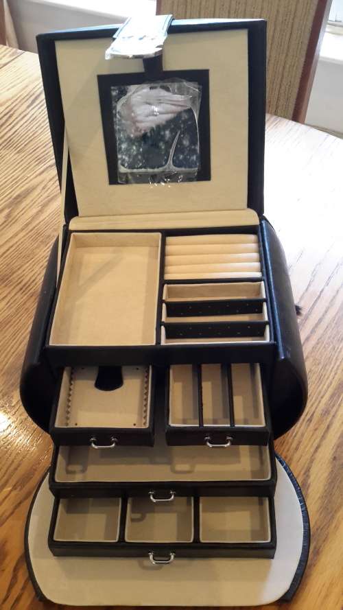 Leather Jewellery Box