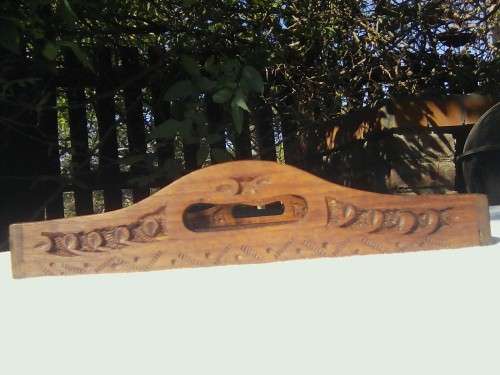 BEAUTIFUL WOODEN TRAY 32.3CM X 21.5CM