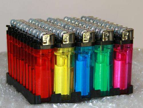 LIGHTERS, BOX OF 50 UNITS, ASSORTED COLOURS, NEW