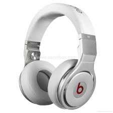 ***LATE ENTRY***AWESOME BEATS PRO***WHITE***