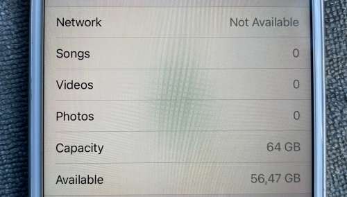 *LATE LISTING* Awesome Apple iPhone 8 64GB White with box. 100% battery.