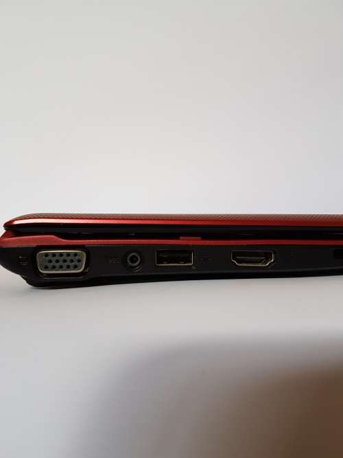 Asus Eee PCx101CH Netbook Red plus Laptop bag