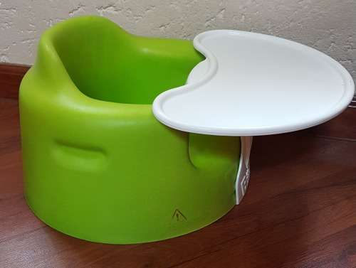 Bumbo Chair and play / Eat Tray