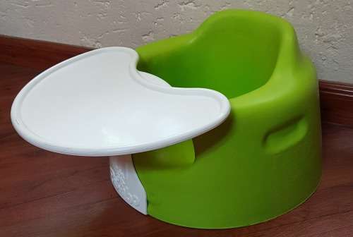 Bumbo Chair and play / Eat Tray