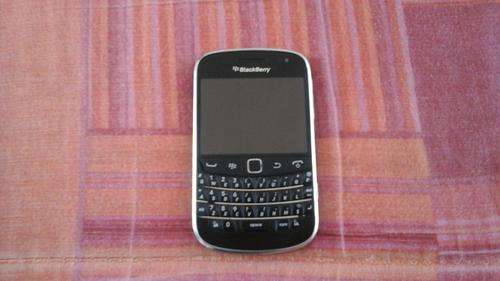 blackberry bold 9900