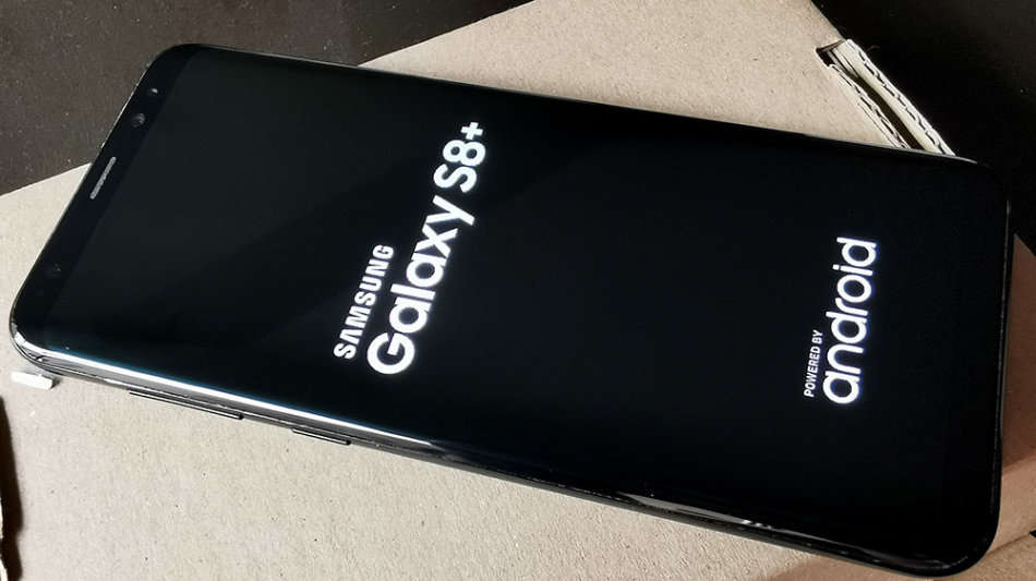 *EXCELLENT CONDITION* Samsung Galaxy S8 Plus + 64GB Midnight Black