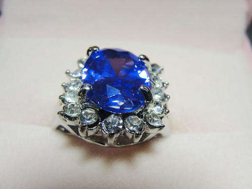 SALE - Princess Royal Engagement Ring - Kate Inspired Size 17 to 20