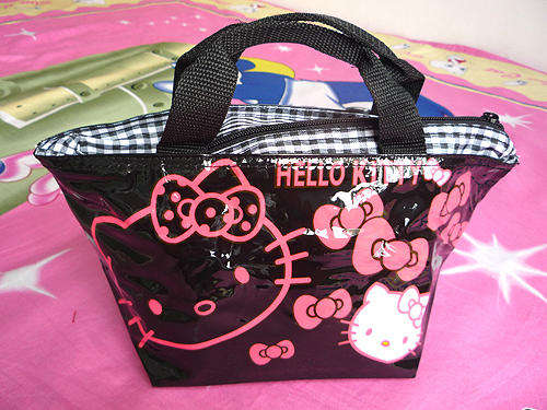 Pretty Hello Kitty Zipper Handbag with Shoulder straps