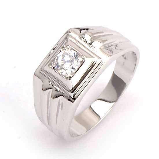 * Men's 10KT White Gold with Zircon Ring Size 9 / R *