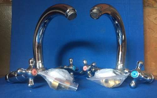 Kitchen Sink Mixers (Faucets)2 Sets in a box