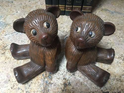 Stunning Pair of 'Vintage' Wooden Teddy Bear Carved Book Ends