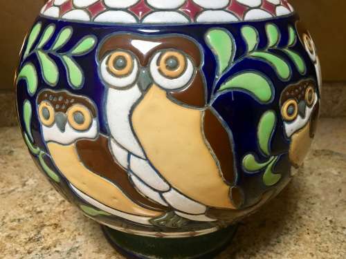 Stunning made in Czechoslovakia Vase with Owls