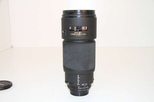 Nikon ED 80 - 200mm 1:2.8 D Zoom Lens