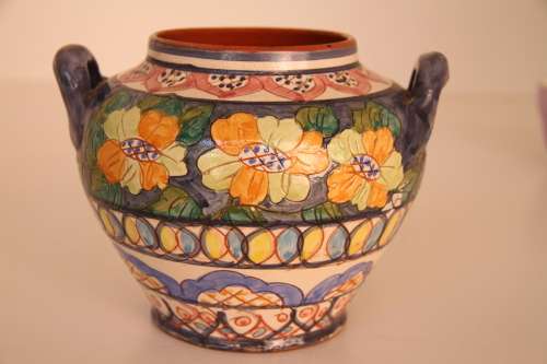 Maquevista Redondo Portugal Pottery Vase