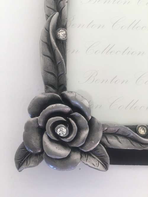 Stunning Photo Frame with Rose Detail - Benton Collection