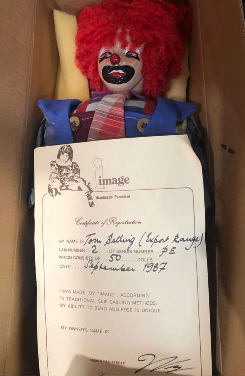 Lg Porcelain Clown - Export Range - Tom Belling - with Certificate
