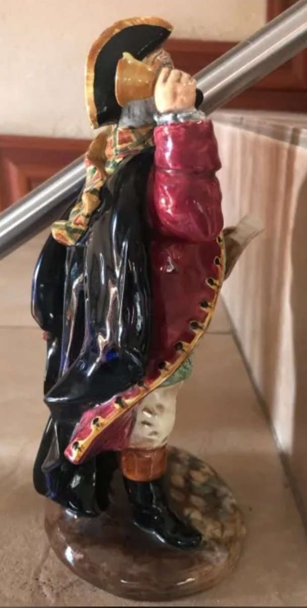 Royal Doulton - Town Crier - HN2119