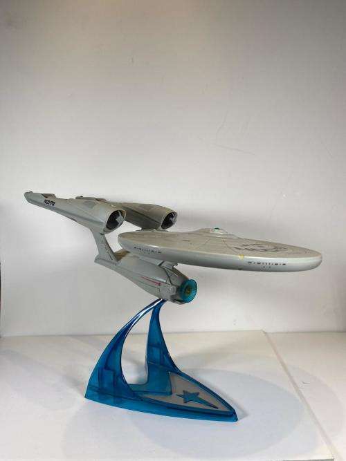 Star Trek USS Enterprise Ship Replica - Light Up Model (NO BOX)