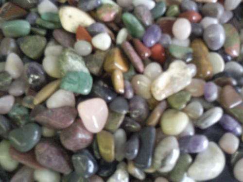Mixed lot of tumbled semi precious gemstones