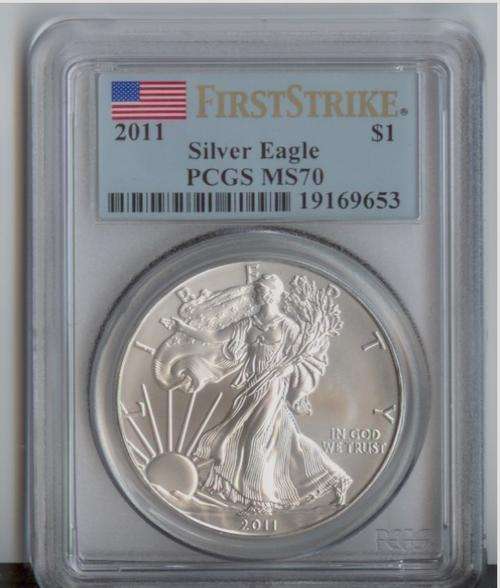 A PERFECT FIRST STRIKE MS 70 SILVER EAGLE.GRADED BY PCGS!!!
