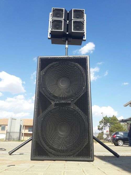 Vos 218 1200 Watt RMS Bass Bin Custom Build