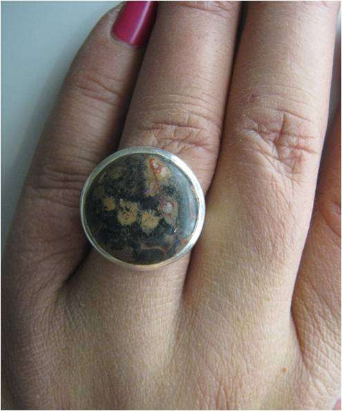 LOVELY 925 SILVER RING (SORRY, BUT WE DO NOT KNOW STONE TYPE)