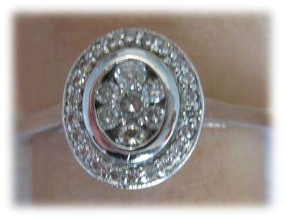 ANTIQUE 18CT GOLD & GENUINE DIAMONDS - EXQUISITENESS AT ITS BEST.