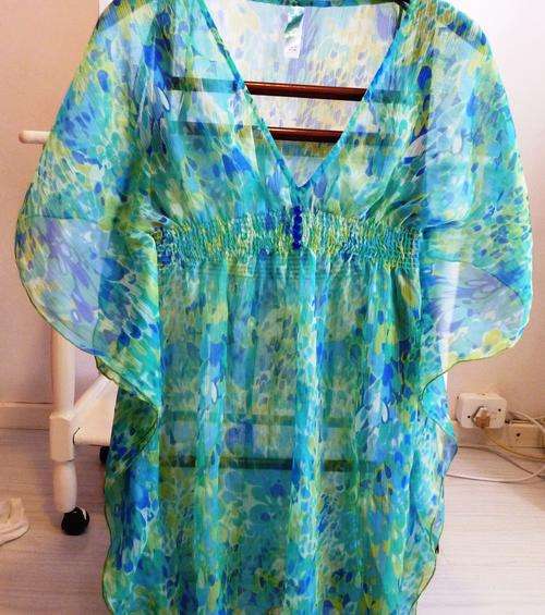 SHORT KAFTAN BY OCEAN CLUB - SIZE 16 / 44 XL