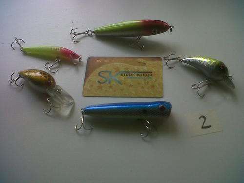LOT OF 5 FISHING LURES    *SEE PICTURES*