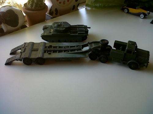 DINKY THORNYCROFT MIGHTY ANTAR 660 TANK TRANSPORTER (ABOUT 340mm)   **** MADE IN ENGLAND****