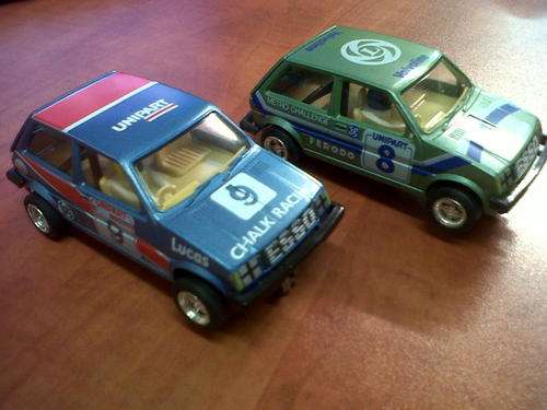 SCALEXTRIC C323/324 MG METRO 'INIPART' & 'FERRODO'  -  1/32 SCALE SLOT CAR