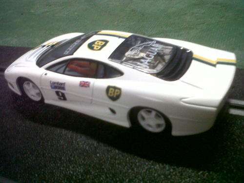 SCALEXTRIC JAGUAR 'BP'   -   1/32 SCALE SLOT CAR