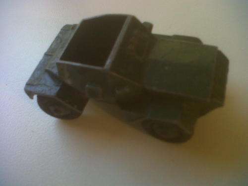 DINKY #673 SCOUT CAR (MADE IN ENGLAND , MECCANO LTD , 65mm)