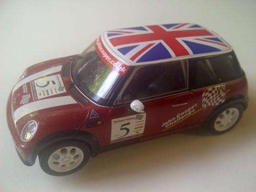 SCALEXTRIC MINI COUPER  -  1 /32 SCALE SLOT CAR