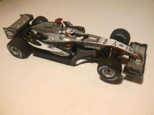 CARRERA MCLAREN F1 "KIMI''  - 1/32 SCALE SLOT CAR