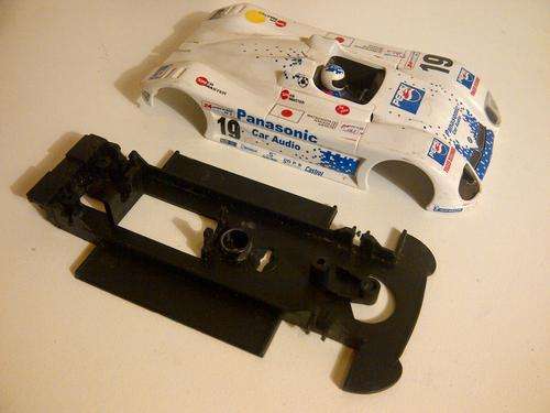 1 /32 SCALE SLOT CAR SPARES - NINCO BMW BODY / CHASSIS