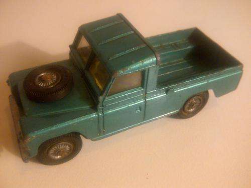 CORGI LAND ROVER