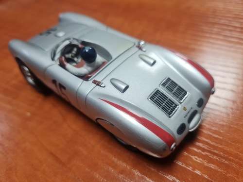 Revell Porsche 550 Spyder 1/32 scale slot car