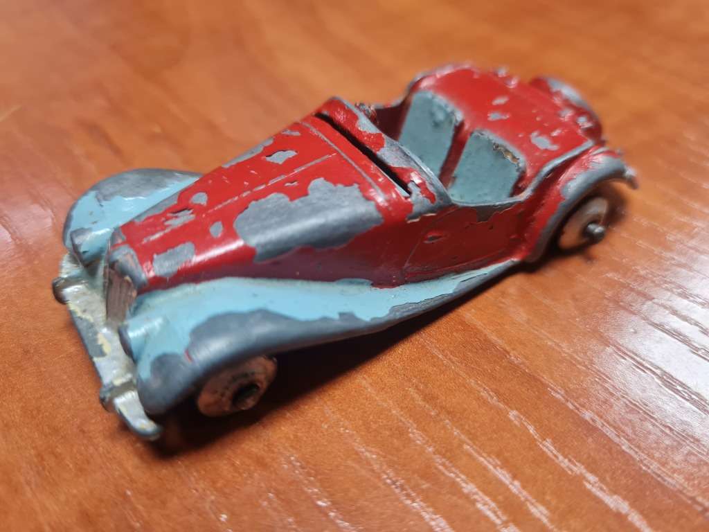 #108 DINKY MG MIDGET made in England