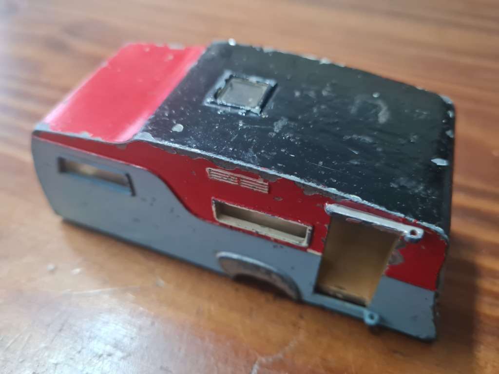 DINKY #188 FOUR-BERTH CARAVAN