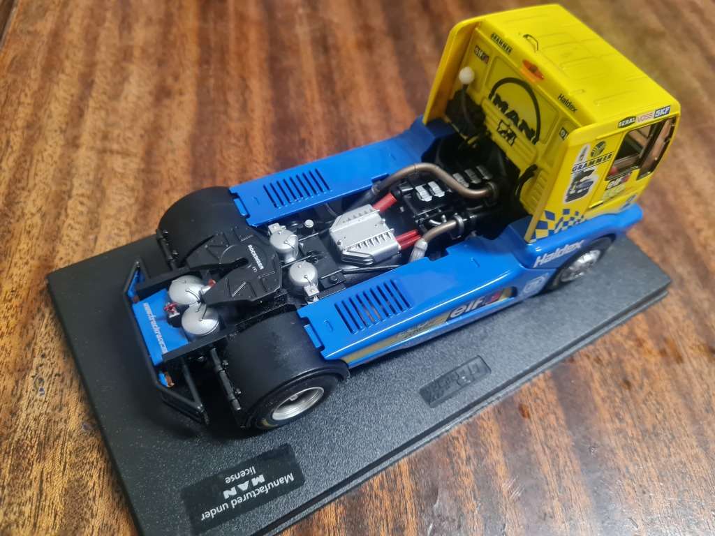 FLY MAN TR1400 TRUCK (SLOT CAR)