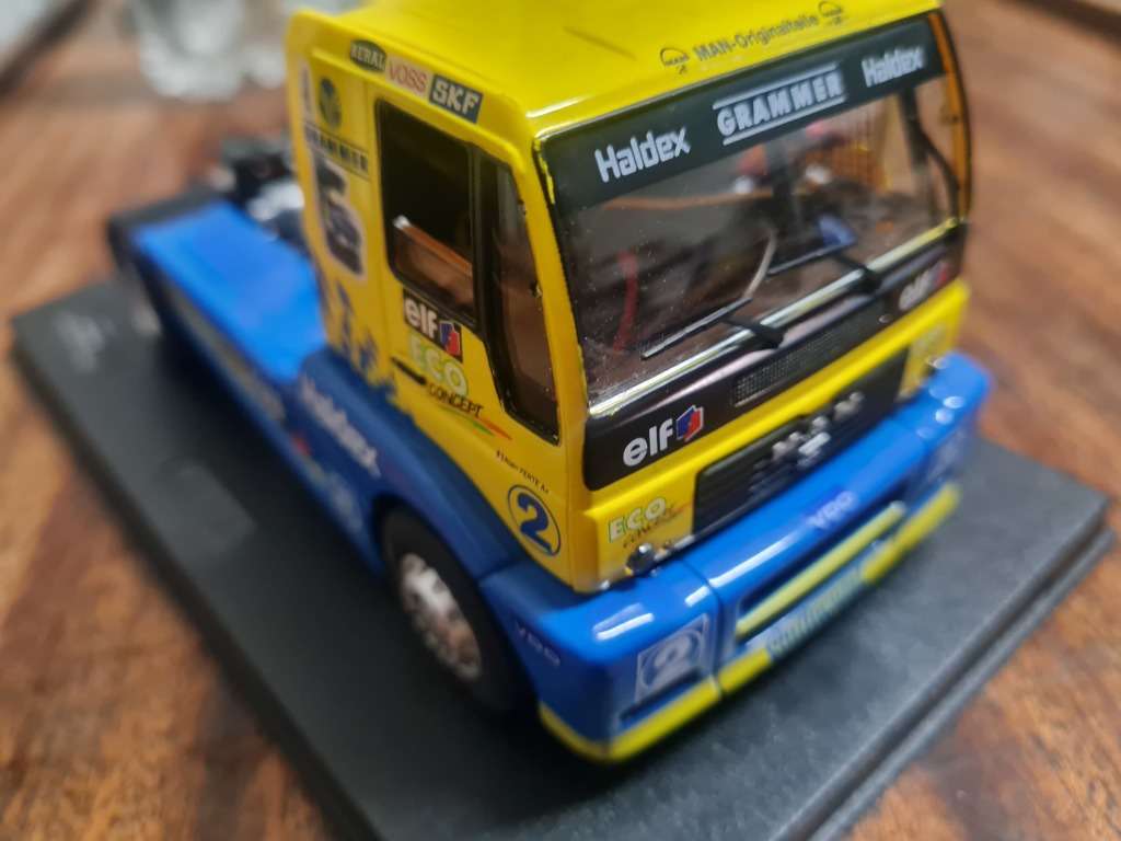 FLY MAN TR1400 TRUCK (SLOT CAR)