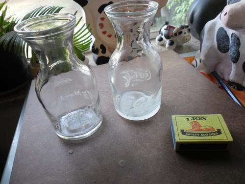 2 X COCA COLA GLASS(SEE PICTURES)