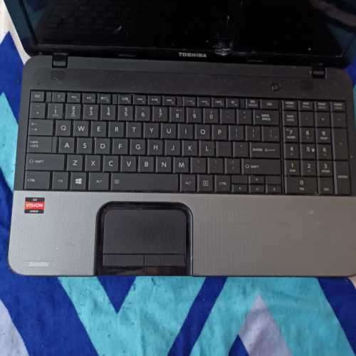 Toshiba Satelite C855D Laptop For Spares Includes Wireless Keyboard and Mouse Set