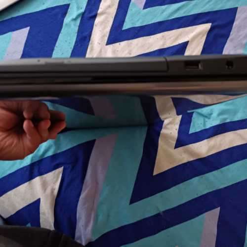 Toshiba Satelite C855D Laptop For Spares Includes Wireless Keyboard and Mouse Set