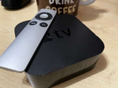Apple TV 4th Gen with Remote