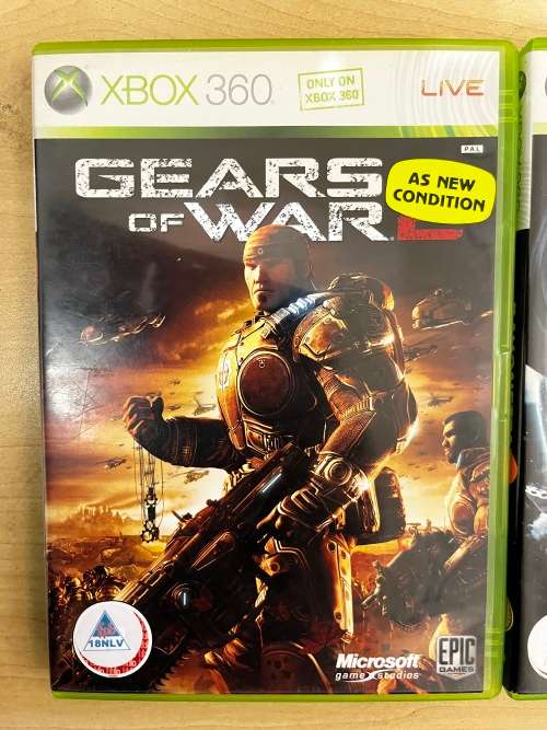 3 Game Bundle for XBOX 360 (Bayonetta, Gears of War, Mass Effect)